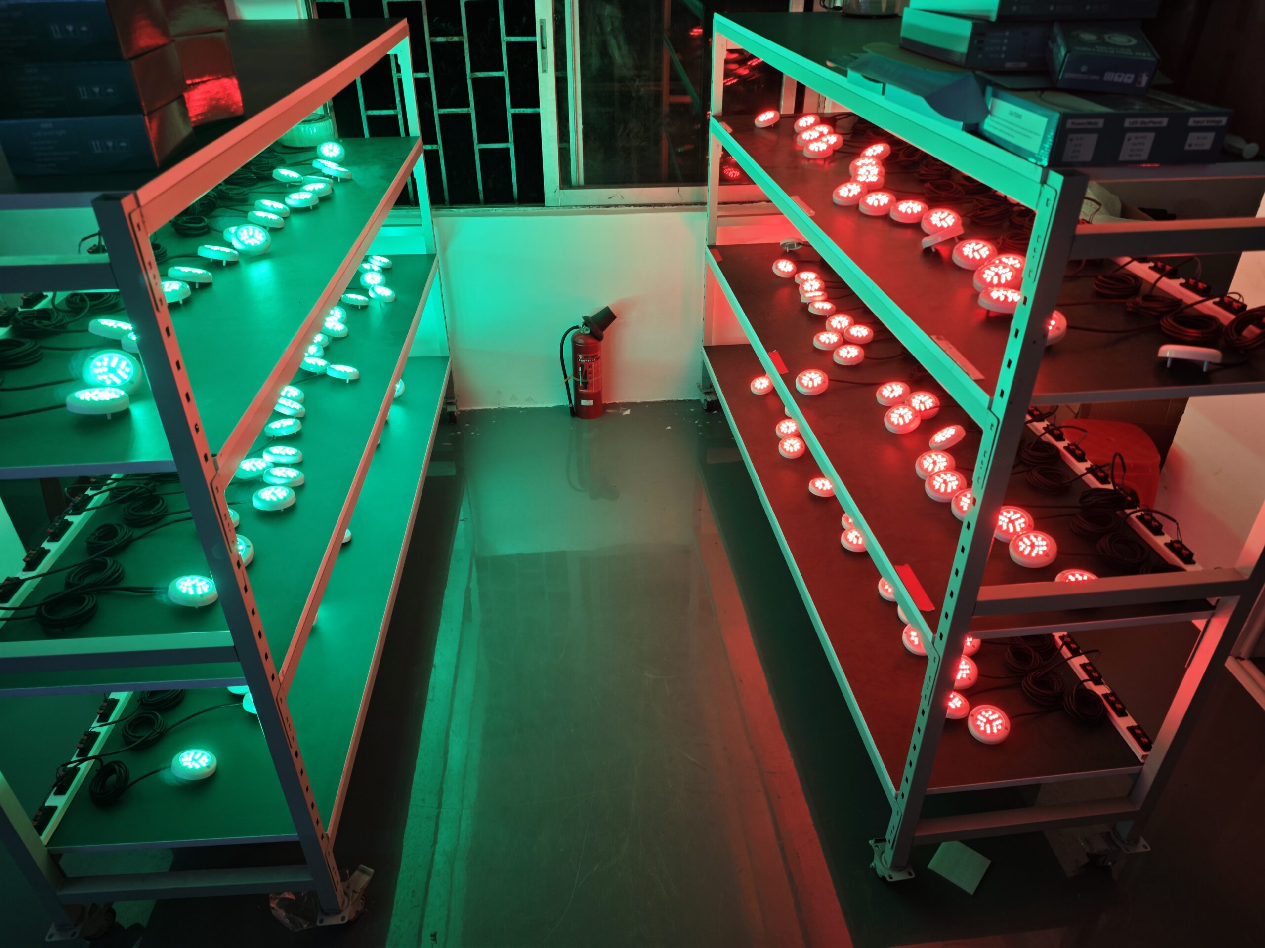 Whosales IP68 AC12V 90mm PC LED Swimming Pool Light Wall Mounted Resin-Filled Underwater Pool Light - Image 9