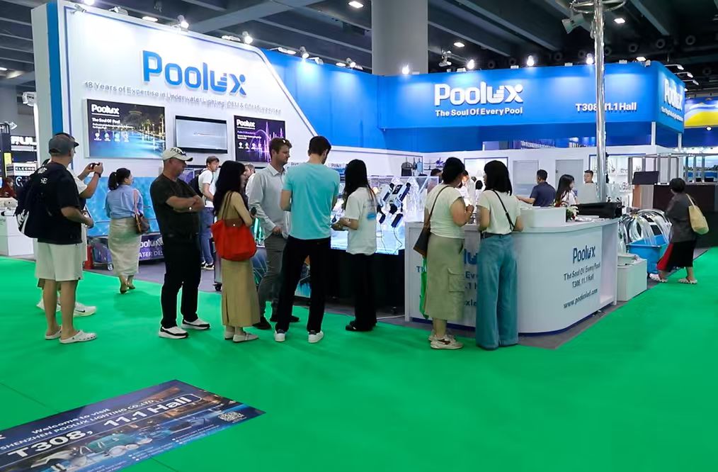 Poolux underwater pool lights fountain lights and commercial aquatic equipment display